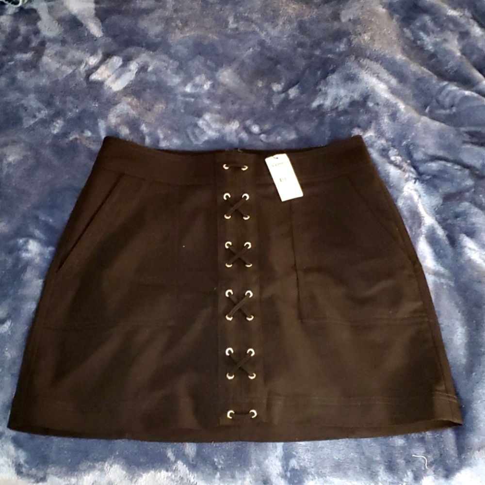 Express Mini-Skirt WITH POCKETS